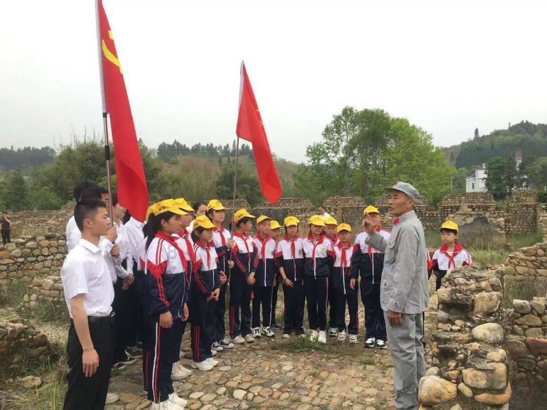刘伯温把朱元璋列举的丞相人选全部差评，朱元璋反问，只有你行？